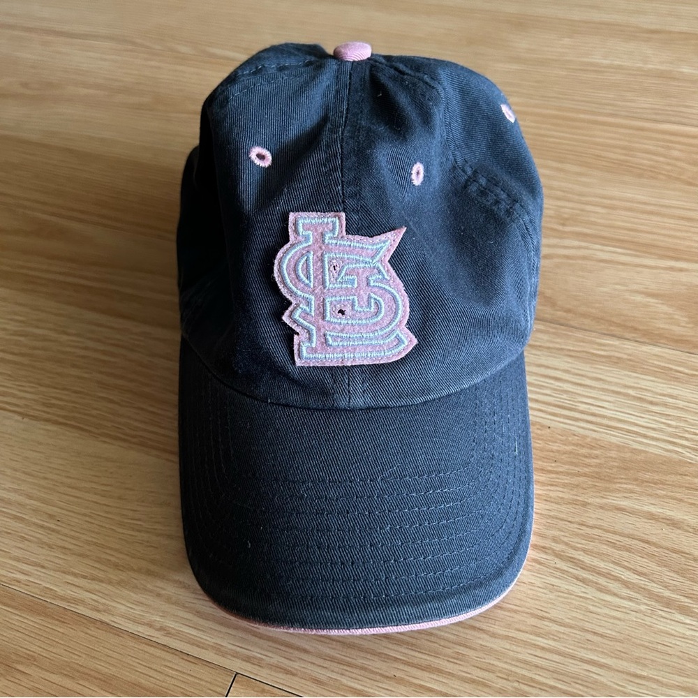 Genuine Merchandise St. Louis Cardinals Baseball Cap